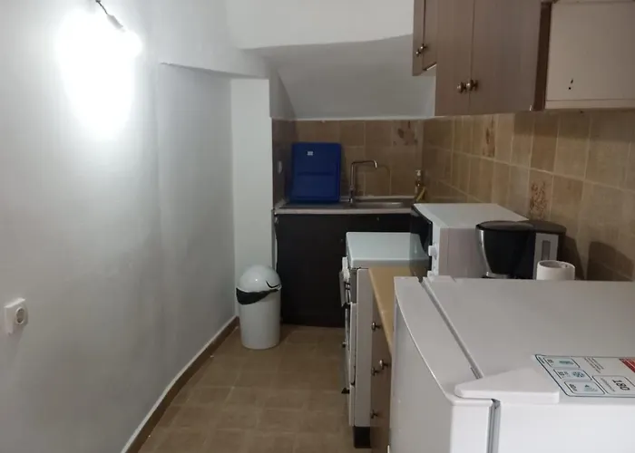 In Mylopotamos Beautiful Apartment, Good Price! Milopotamos (Kythira)